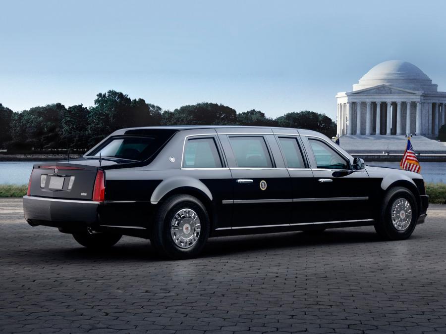  Cadillac DTS Presidential State Car 2009 года  (фото 6 из 6)